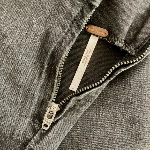 Free People Belted Zip Denim Mini Skirt Size 6 Washed Black Color - Picture 3 of 8